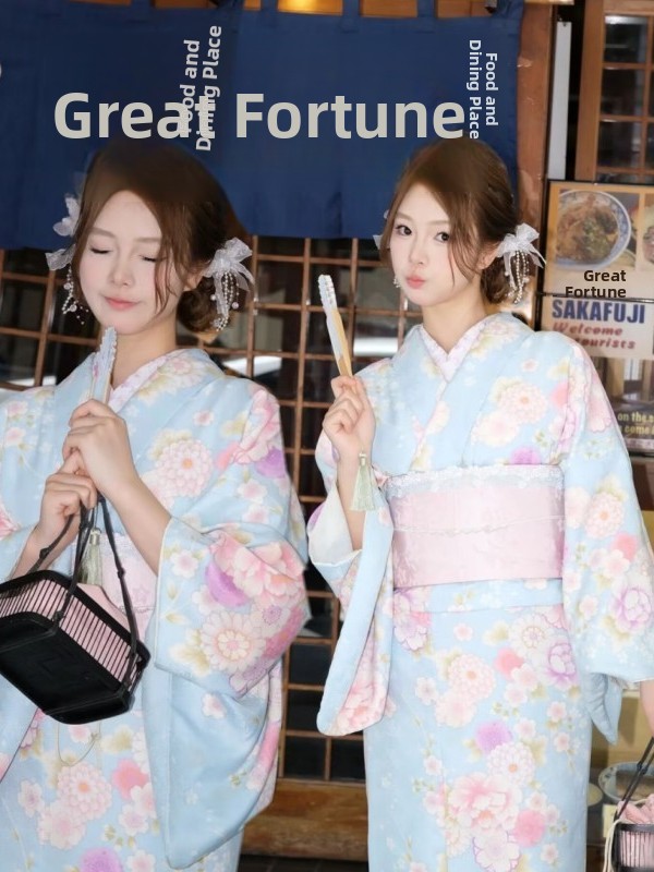 Vintage Fashion Photography - Nouveau Kimono Traditionnel Japonais Vintage pour