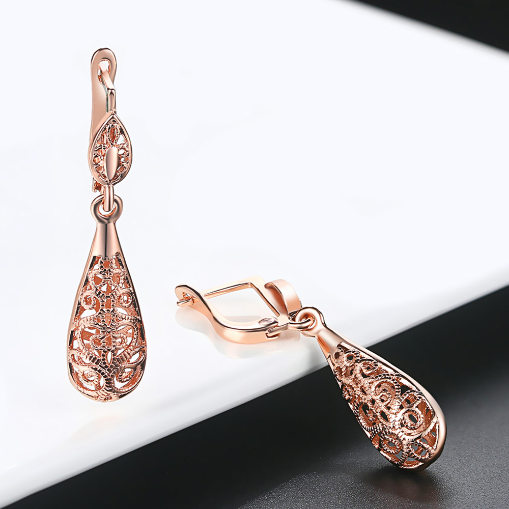 Boucles d'oreilles goutte d'ea - Vintage Fashion Jewelry Brands avis et prix