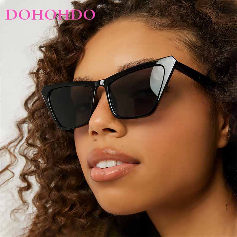 Lunettes de soleil vintage à g - Vintage Fashion Photography avis et prix