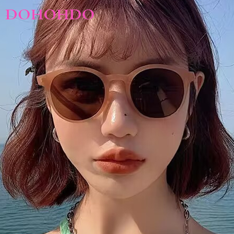 Lunettes de soleil ovales clas - Vintage Fashion Photography avis et prix