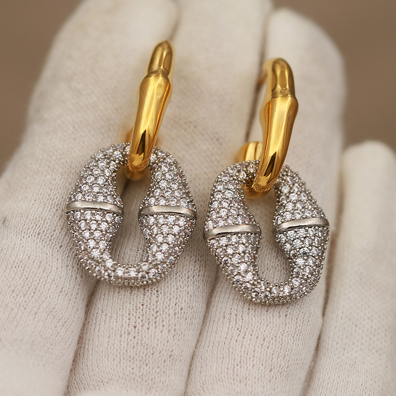 Boucles d'oreilles classiques  - Vintage Fashion Jewelry Brands avis et prix